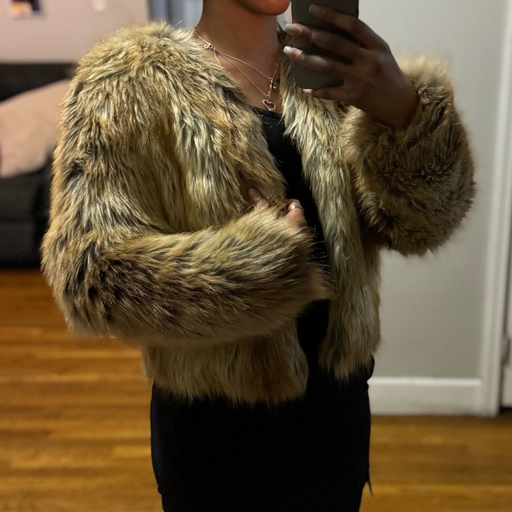 BSABLE Faux Fur Jacket Cropped Shaggy Tan Brown Y2K Vintage XS